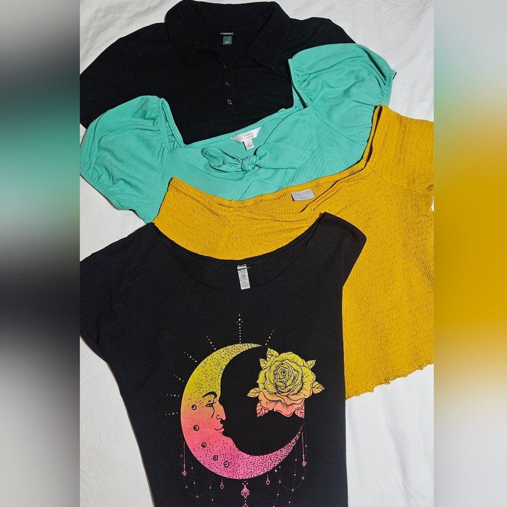 Women’s Trendy Tops Bundle | 4 Pieces | Fits Large | Wild Fable & Others